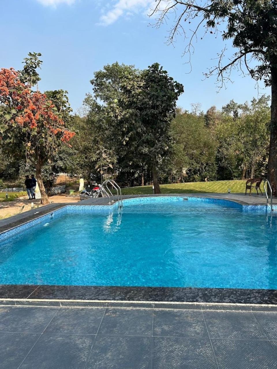Grand Celebration Resort 네랄 외부 사진