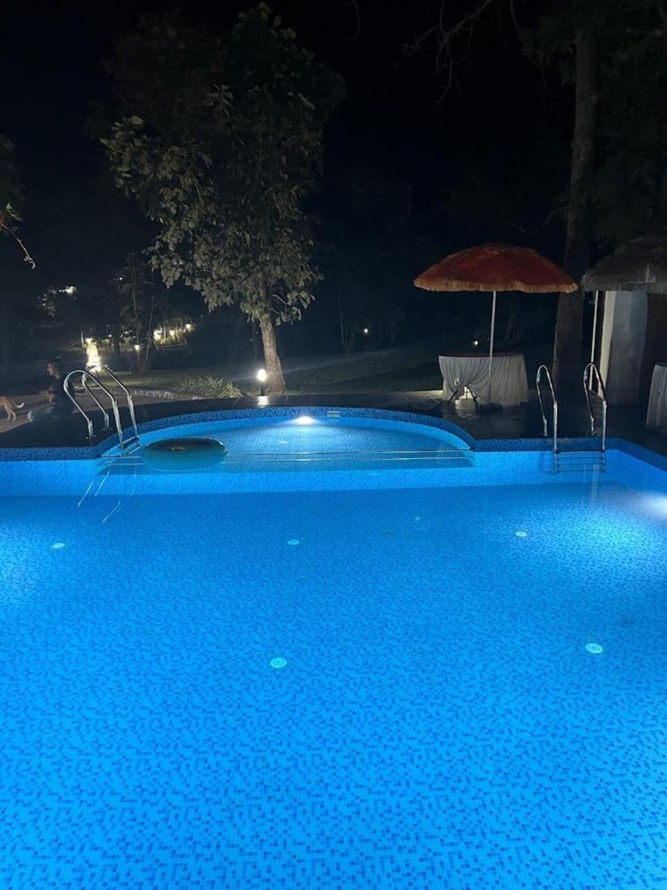 Grand Celebration Resort 네랄 외부 사진